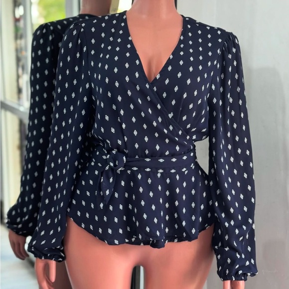 VIXBE Tops - NWT Vixbe Woman’s Shear Black Faux Wrap Elastic Waist Blouse Size XS